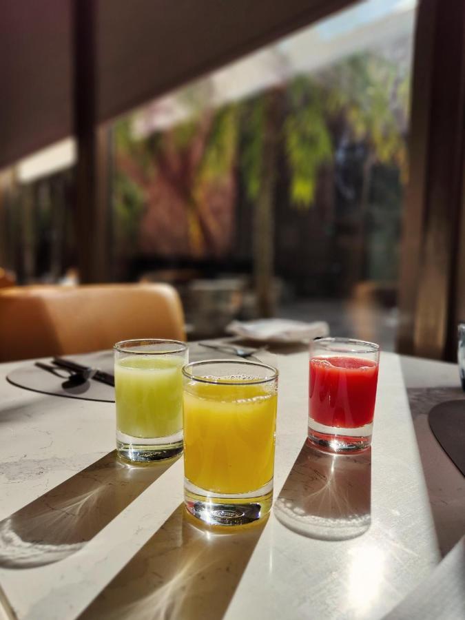 Отель Courtyard By Marriott Шиллонг Экстерьер фото